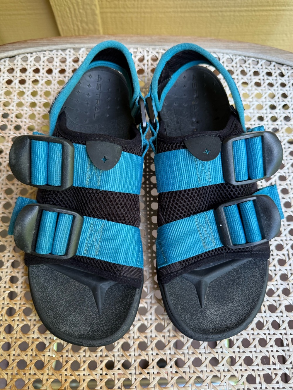 Astral PFD Sandals Women’s size 6